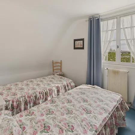 La Caravelle - Pour 3 Dans Chaumiere